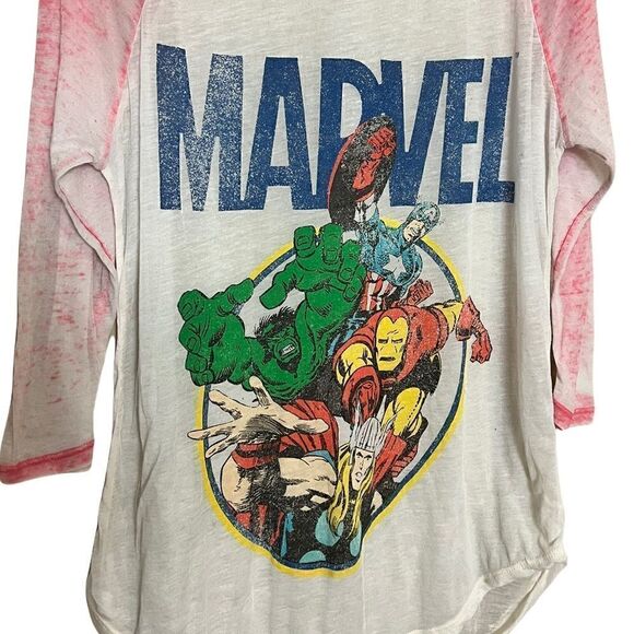 Marvel Avengers Sheer Scoop Neck Shirt - Picture 4 of 7